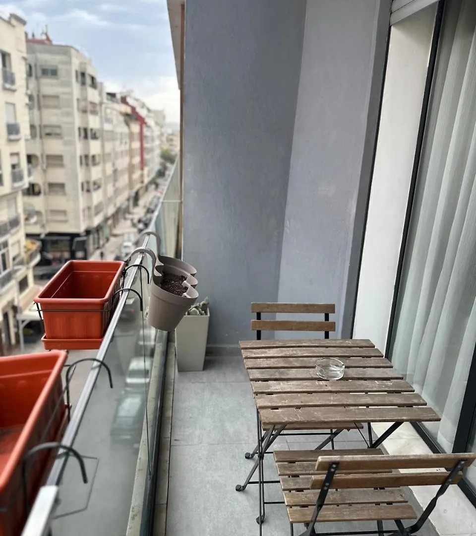 Uphost Waterloo - Studio Chic & Central Avec Parking Gratuit Casablanca 0*,  Morocco